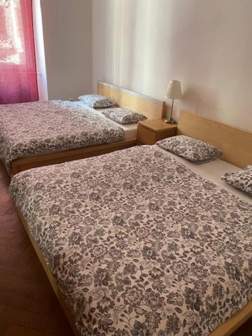 Large 3 Bedroom Family Apartment Close To The River Praga Exterior foto